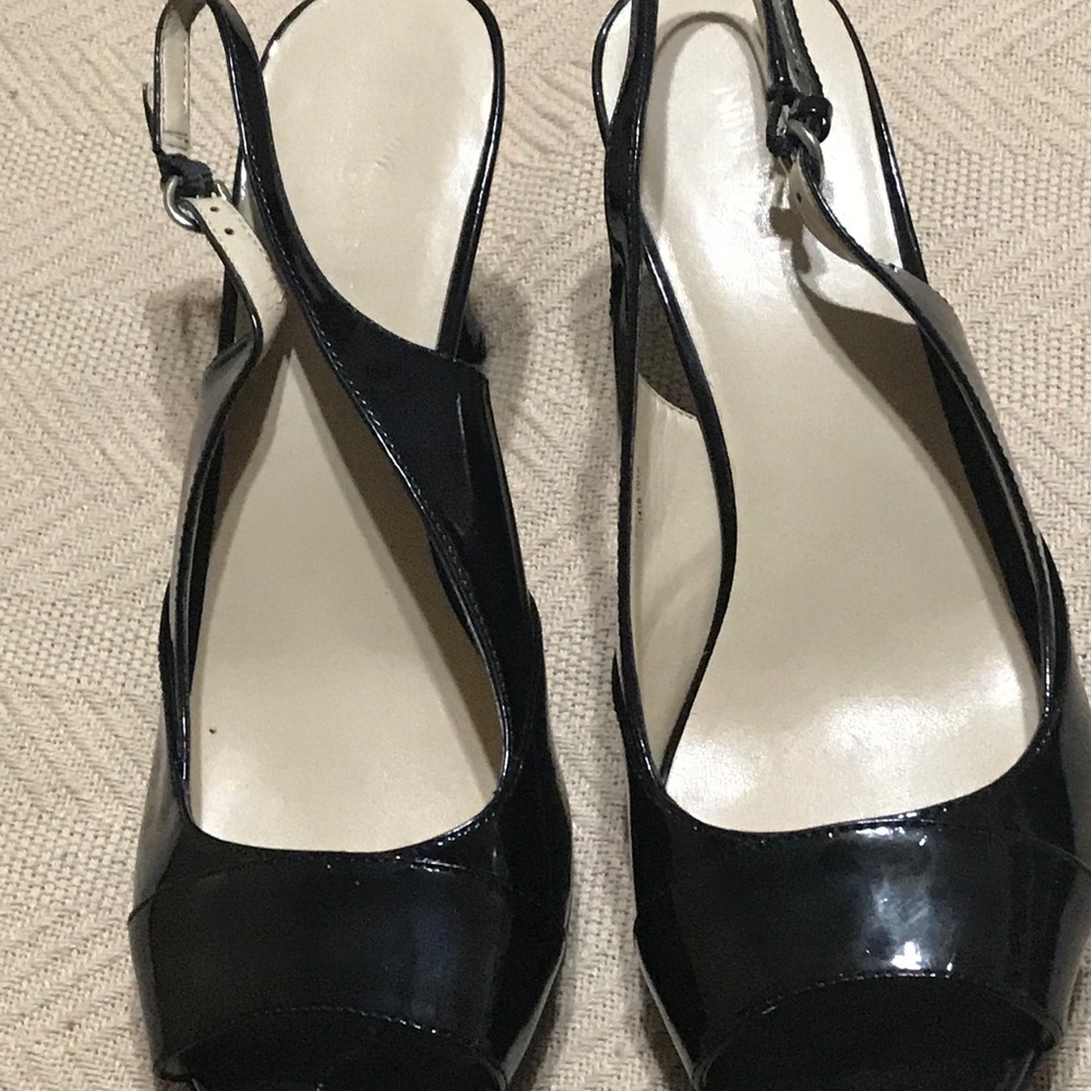 Shoe pumps
